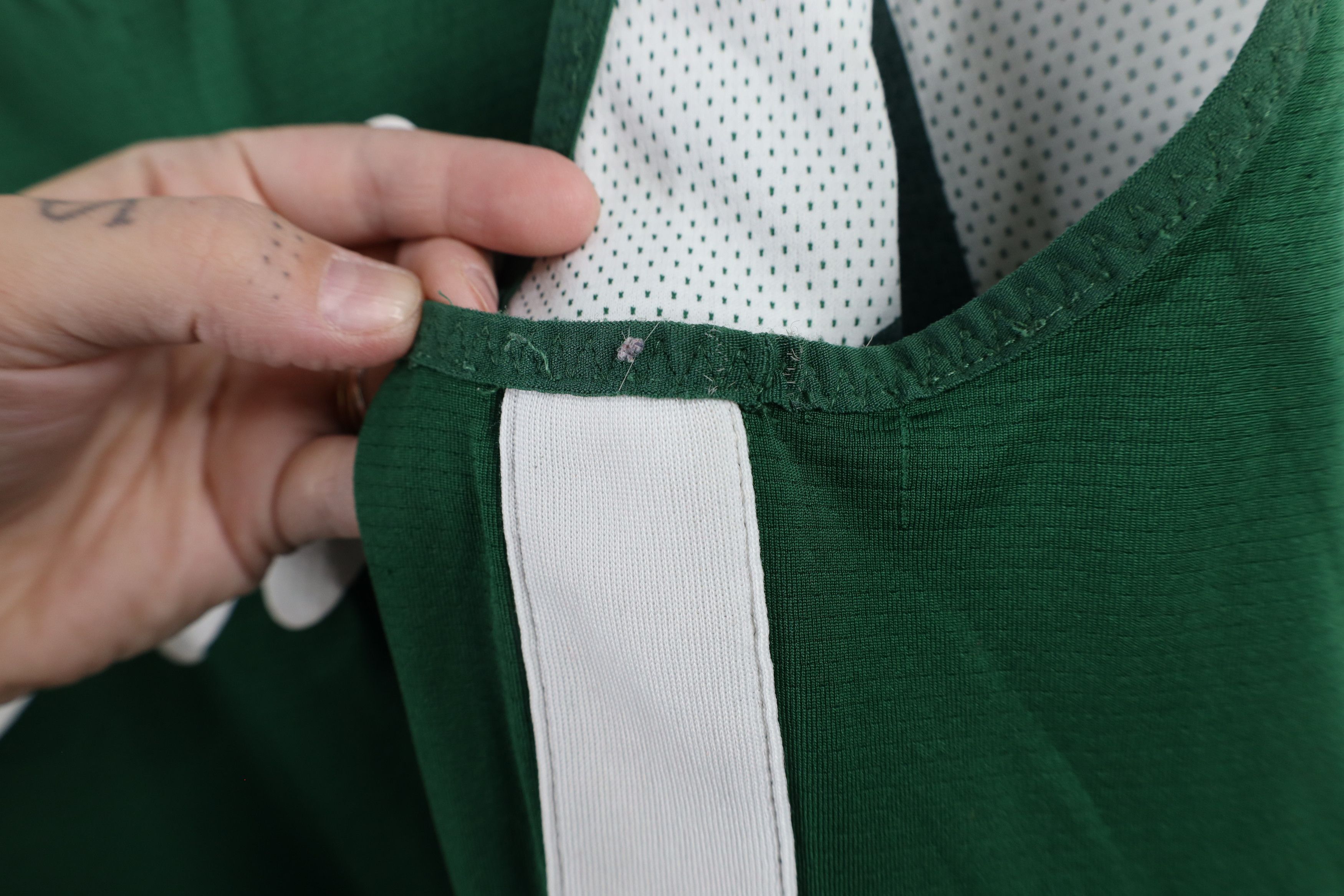 Nike × Vintage Nike Distressed Spell Out Irish Reversible Basketball Jersey Size US M / EU 48-50 / 2 - 6 Thumbnail