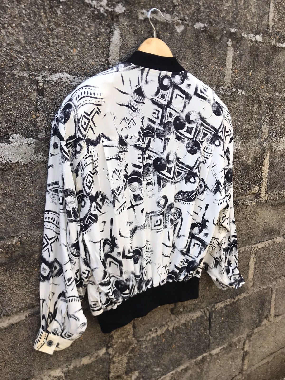 Japanese Brand (NWT) Rare Design Silk Material Prio Blanca Size US L / EU 52-54 / 3 - 18 Thumbnail