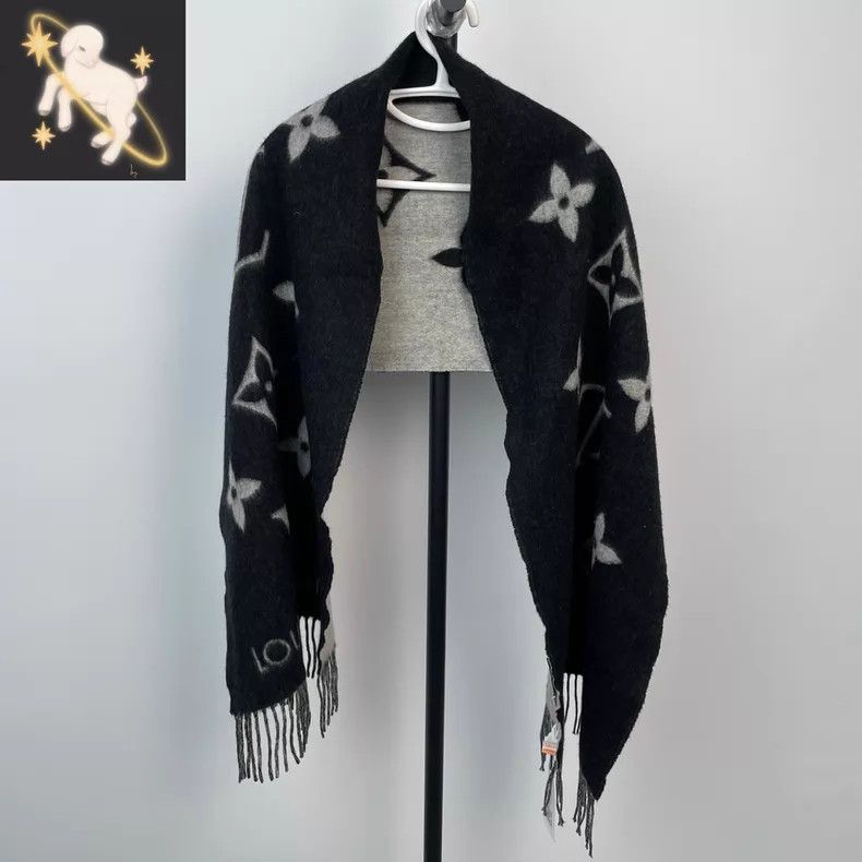 Louis Vuitton Louis Vuitton Reykjavik black and grey two-sided color-blo Size ONE SIZE - 1 Thumbnail