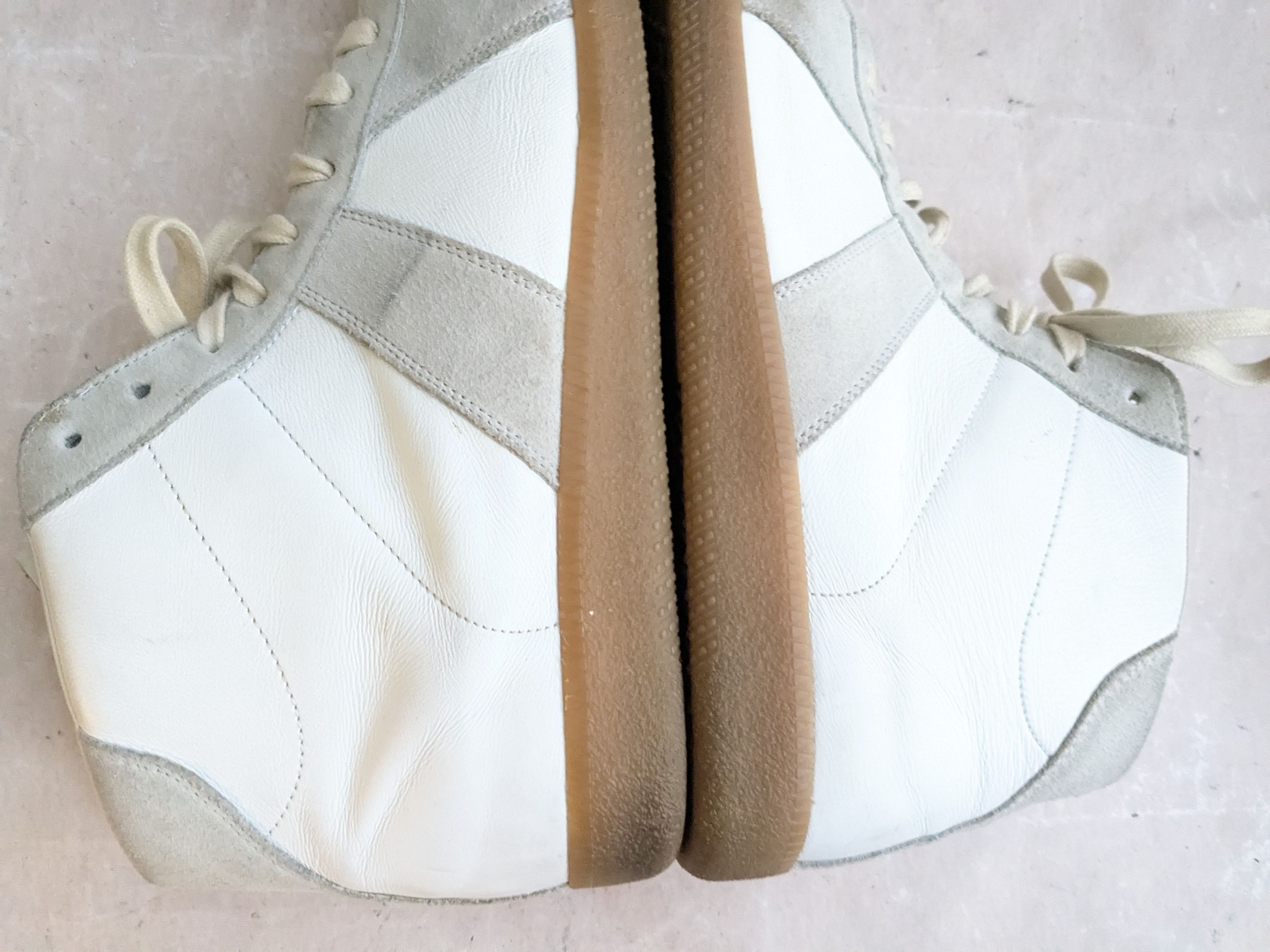 Maison Margiela Maison Margiela Replica GAT White Gray 11 44 High Tops Size US 11 / EU 44 - 9 Thumbnail