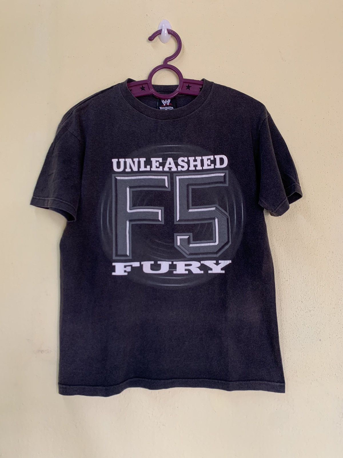WWE VINTAGE WWE AUTHENTIC UNLEASHED FURY RARE TEE Size US M / EU 48-50 / 2 - 2 Thumbnail