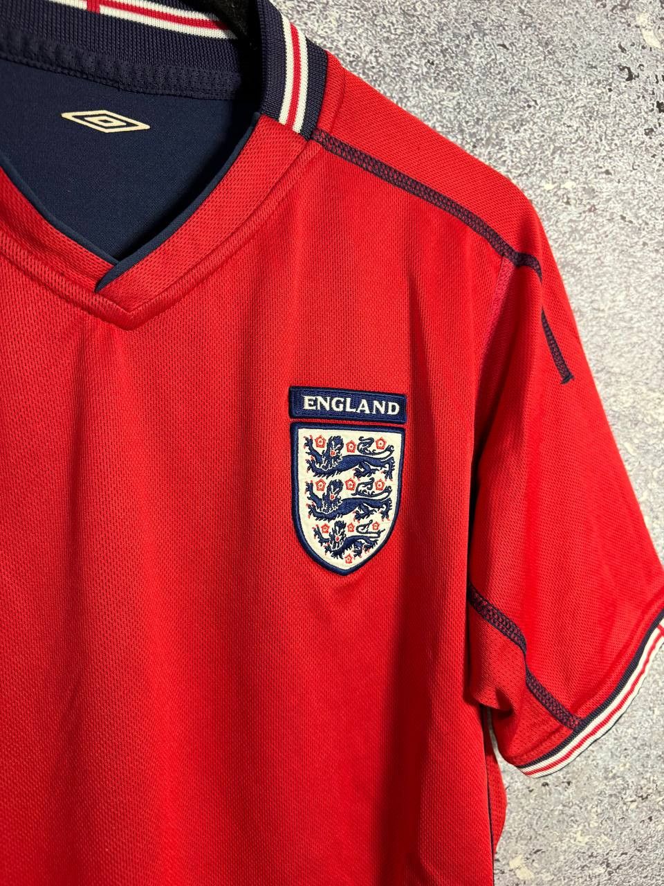 Umbro England National Team 2002 Umbro Soccer Jersey Size US M / EU 48-50 / 2 - 11 Thumbnail