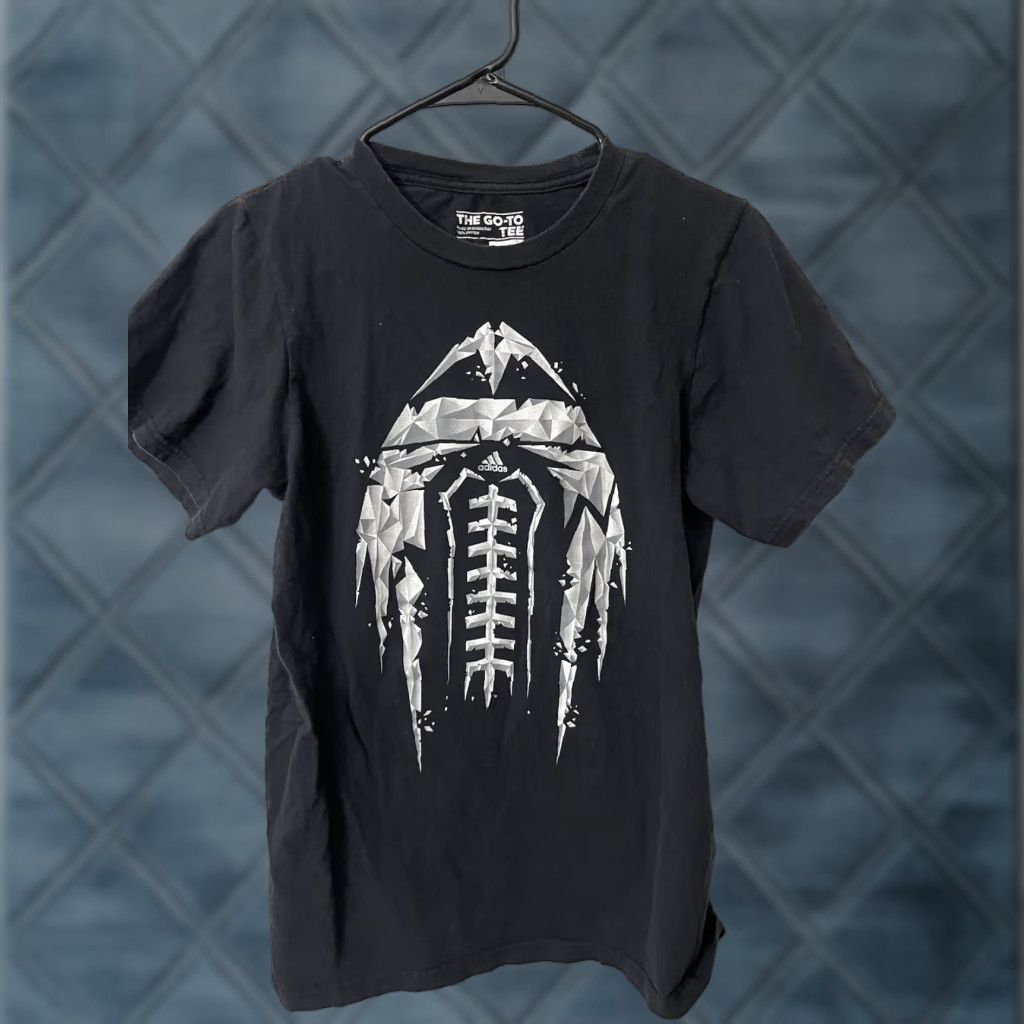Adidas Adidas T-Shirt Adult Small Black Go-To Distressed Tee Short Sleeve Logo Football Mens S Go-To Tee 90s Theme Size US S / EU 44-46 / 1 - 1 Thumbnail