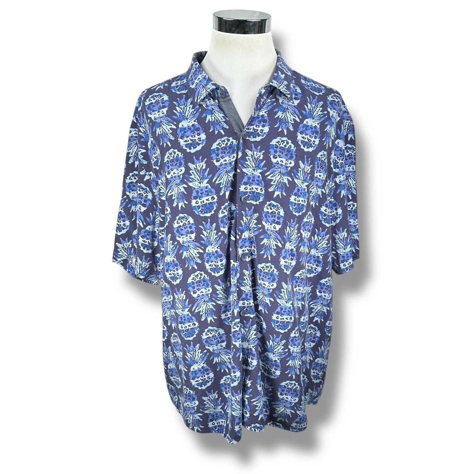 Tommy Bahama Tommy Bahama Shirt Men's 3XL Blue Pineapple Party Camp Silk Size US XXL / EU 58 / 5 - 1 Thumbnail