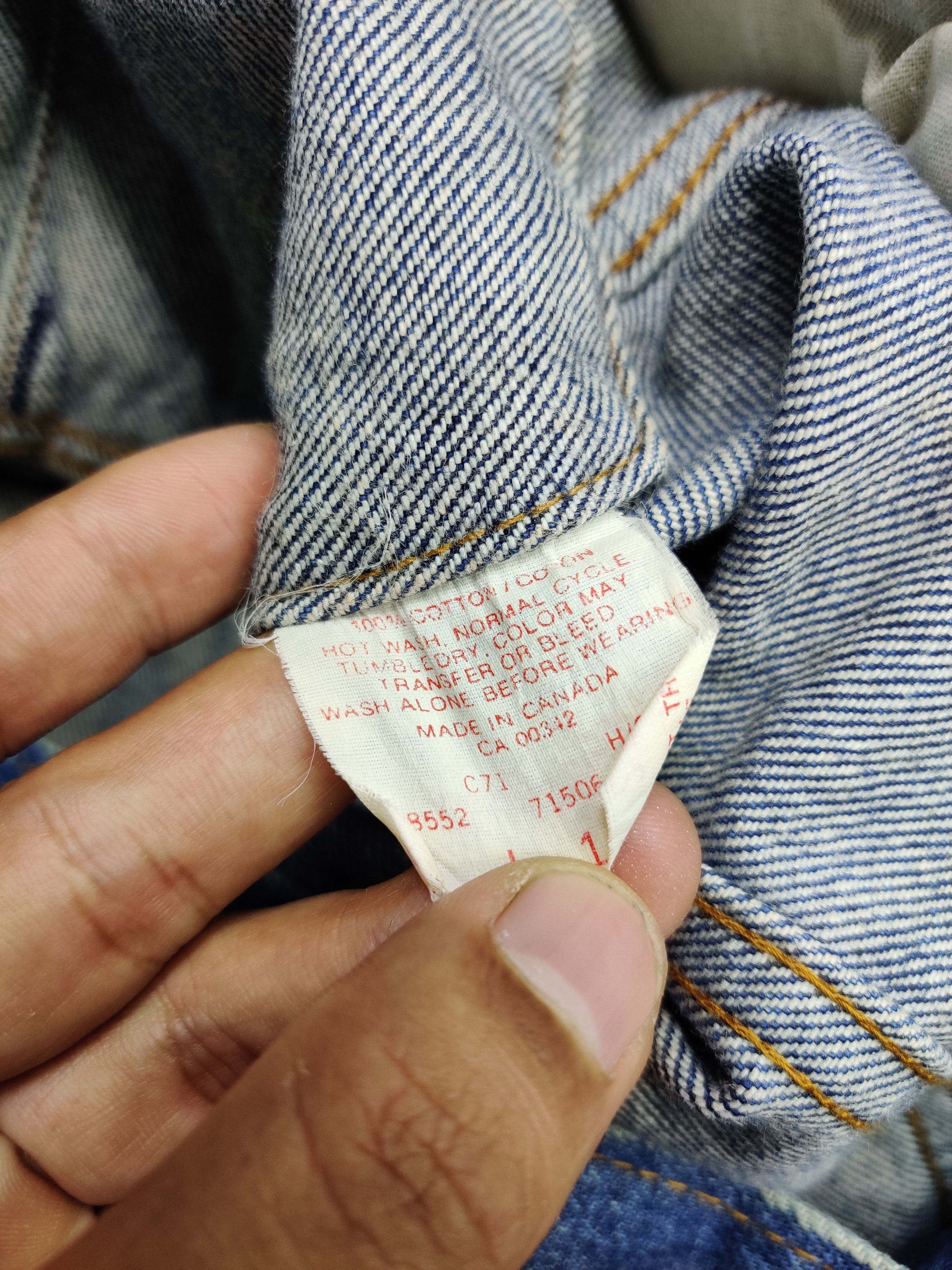 Levi's Vintage Clothing Vintage 90s Levi's 71506 Denim Trucker Jacket Size US M / EU 48-50 / 2 - 14 Thumbnail