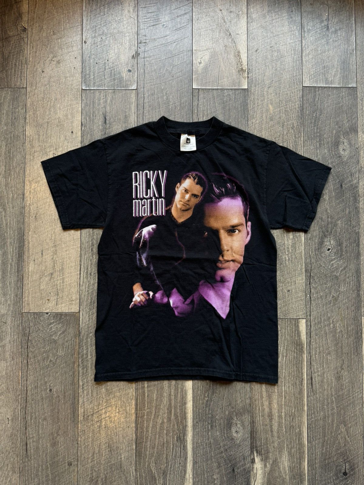 Band Tees Vintage 90's Black Ricky Martin Rap tee Vida Loca Size M Size US M / EU 48-50 / 2 - 1 Thumbnail