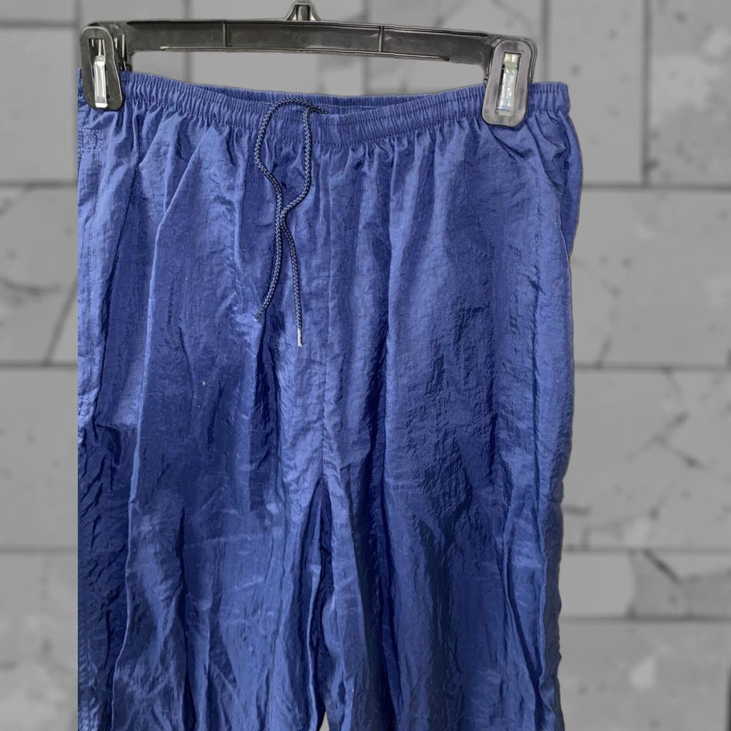 Nike Vtg Nike Mens Blue Nylon Athletic Running Pants Size L Size US 33 - 1 Thumbnail