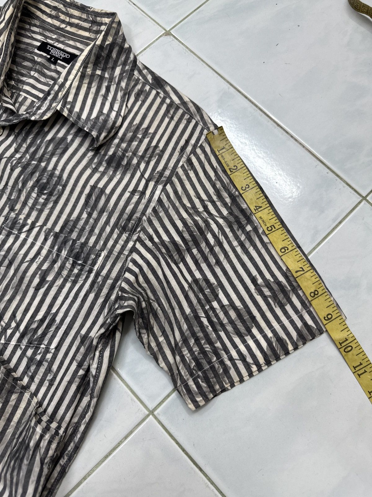 Tornado Mart 🔥🔥🔥ARCHIVE TORNADO MART SHIRTS Size US M / EU 48-50 / 2 - 11 Thumbnail