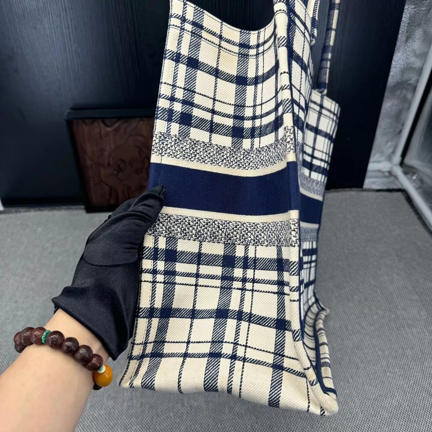 Dior Dior Book Tote Blue White Gingham Large Stained Size ONE SIZE - 5 Thumbnail