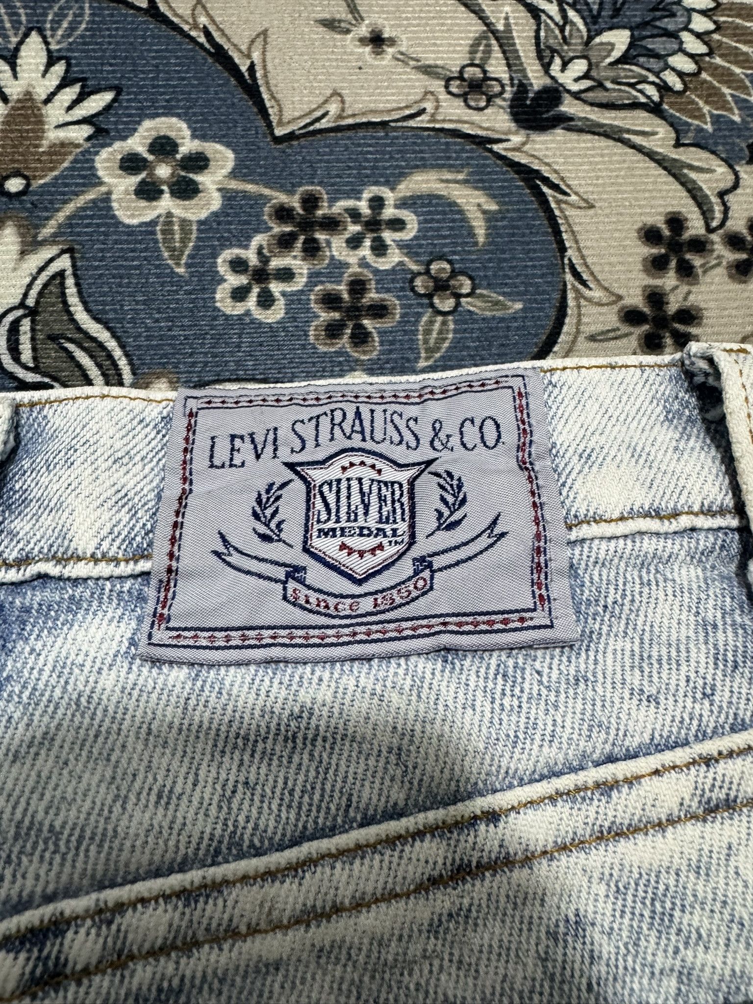 Levi's × Vintage Vintage Levis Silver Tag #530 Medal Acid Wash denim Jeans Size US 32 / EU 48 - 3 Thumbnail