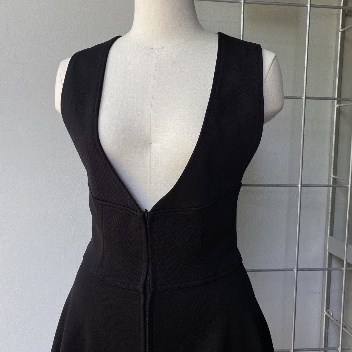 Jean Paul Gaultier JUNIOR Gaultier Deep V-Neck Black Romper Skort Size S / US 4 / IT 40 - 4 Thumbnail