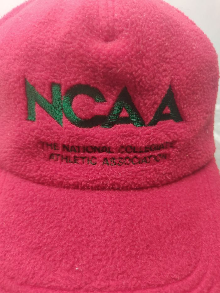 NCAA Vintage NCAA The National Colligate Athletic Association Size ONE SIZE - 3 Thumbnail