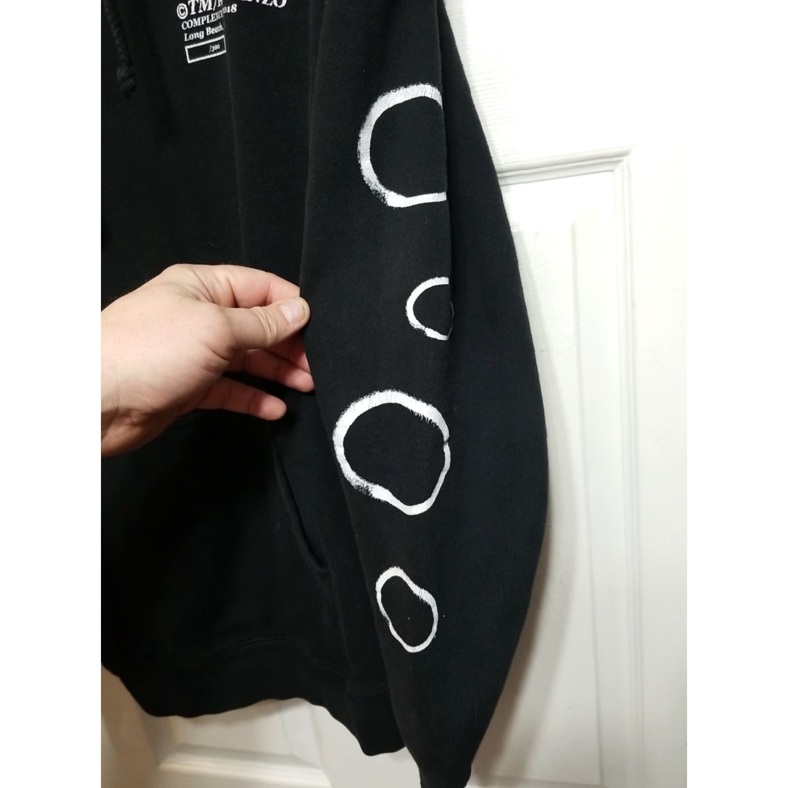 Vintage Takashi Murakami ComplexCon 2018 CREW Hoodie Art L Black Mens Pullover Hooded Graphic Print Large Size US L / EU 52-54 / 3 - 3 Thumbnail