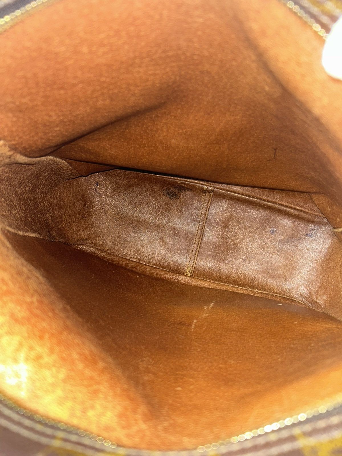 Louis Vuitton Louis Vuitton Monogram Crossbody Bag Size ONE SIZE - 8 Thumbnail