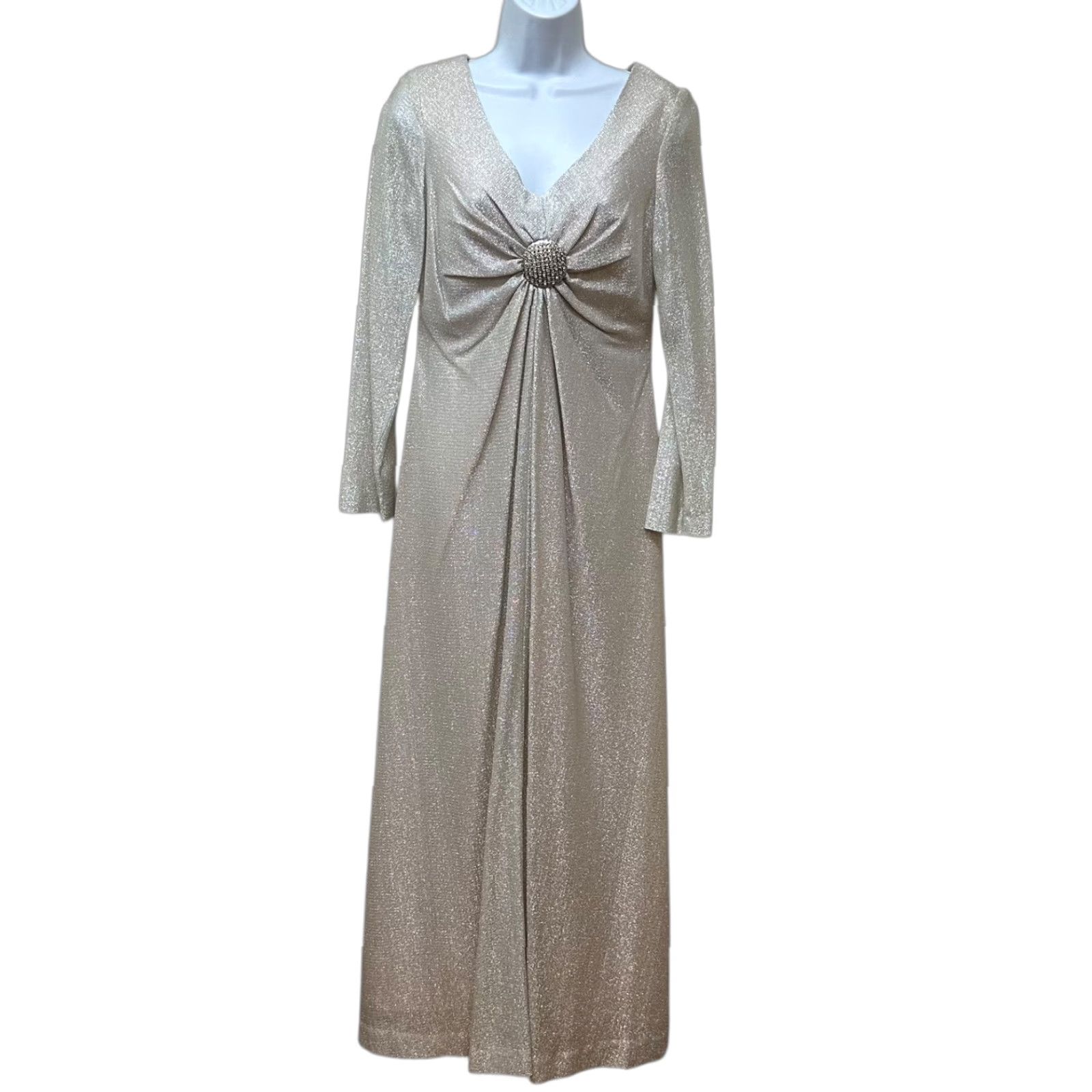 Vintage VINTAGE Silver Metallic Rhinestone Brooch Empire Gown Dress Women's Size M Eveningwear Size 4XL / US 24-26 - 1 Thumbnail