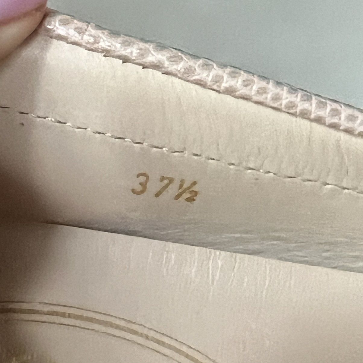 Tod's Tod’s blush pink luxury loafers size 37.5 leather Size US 7.5 / IT 37.5 - 3 Thumbnail