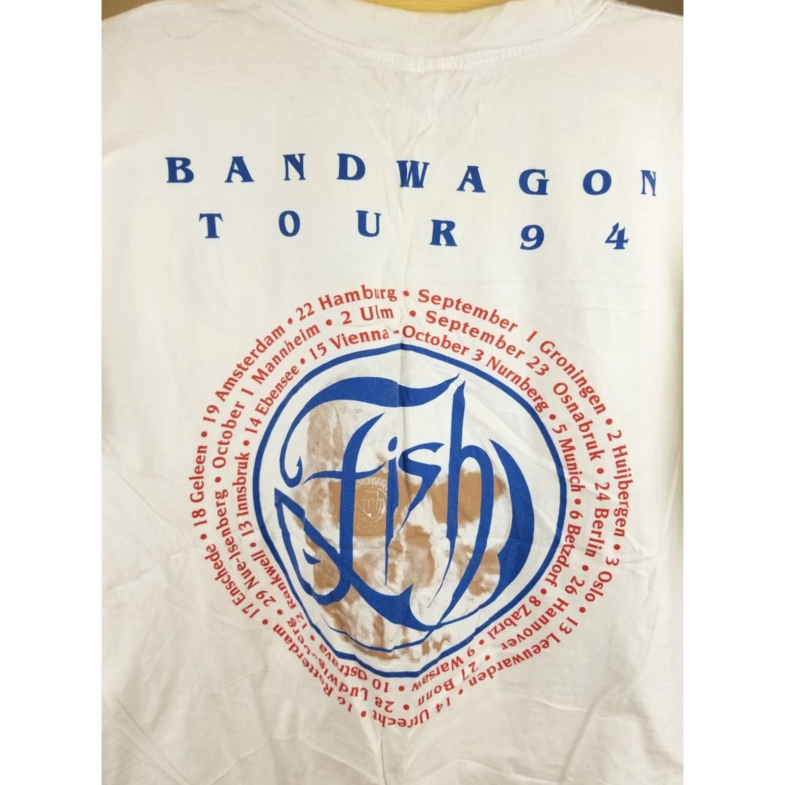 Vintage VINTAGE BANDWAGON FISH ROCK GROUP TOUR T-SHIRT XLARGE Men Shirt XL White 1994 Size US XL / EU 56 / 4 - 6 Thumbnail