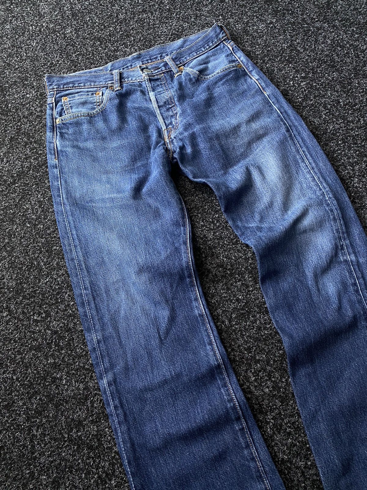 Levi's × Vintage Vintage Levi's 501 Distressed Jeans W30 size Size US 30 / EU 46 - 5 Thumbnail