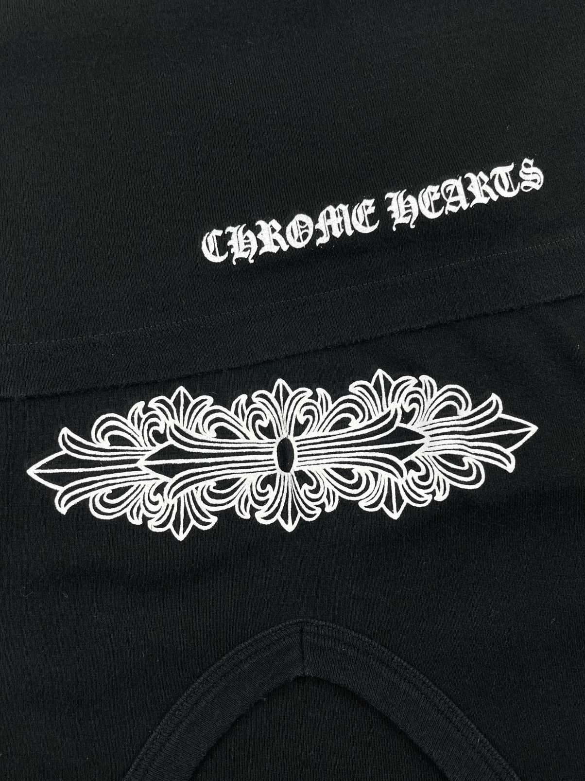Chrome Hearts Chrome Hearts Floral Cross V Neck Tank Top Black Size ONE SIZE - 4 Thumbnail