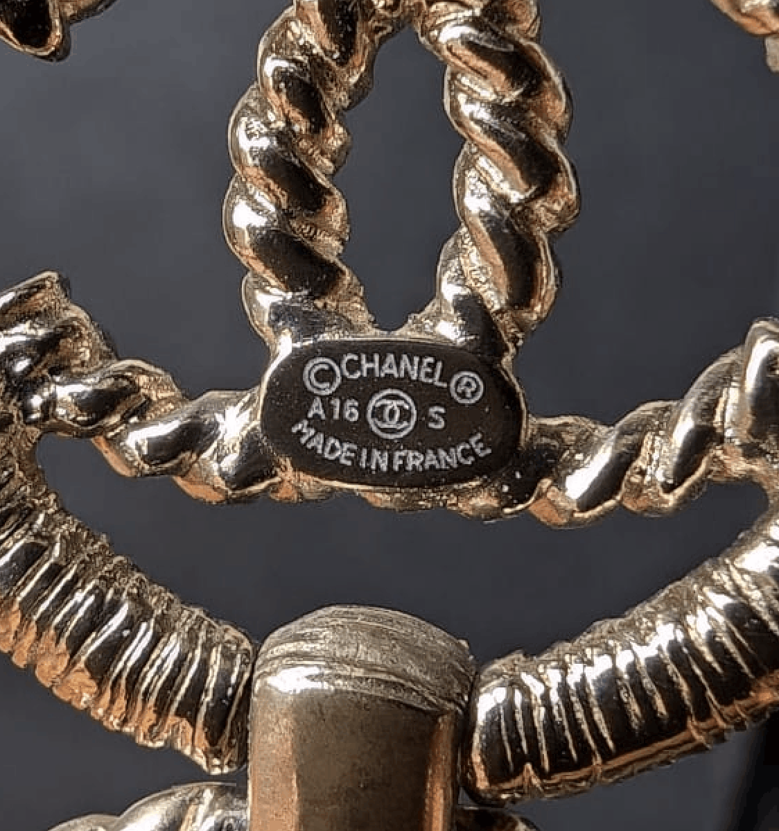 Chanel Chanel CC A16S Chain Long Logo GHW CocoMark Earrings Box Size ONE SIZE - 5 Thumbnail