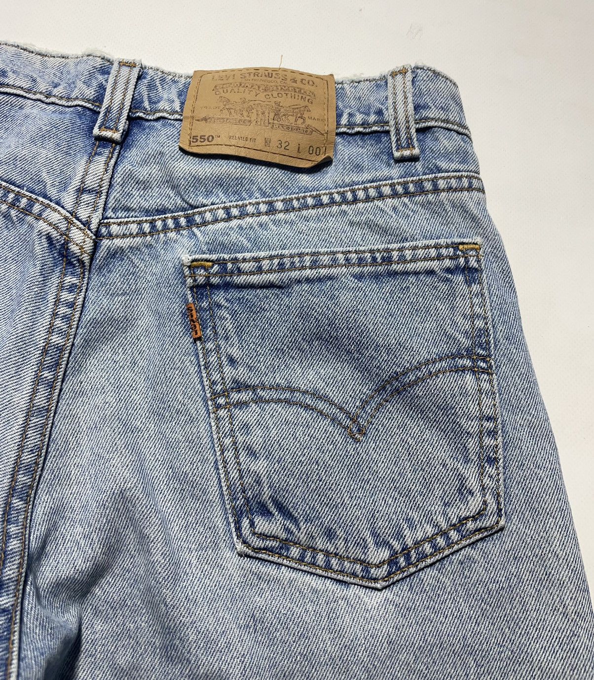Levi's Vintage Levi’s 550 Relaxed Fit Jean Shorts Size US 32 / EU 48 - 15 Thumbnail