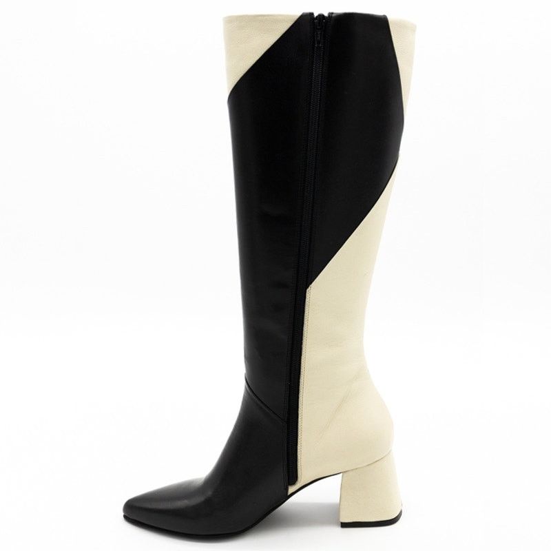 Anthropologie Stivali Size 37 (US 6/6.5) Bari Ivory Black Leather Boots Size US 6 / IT 36 - 6 Thumbnail