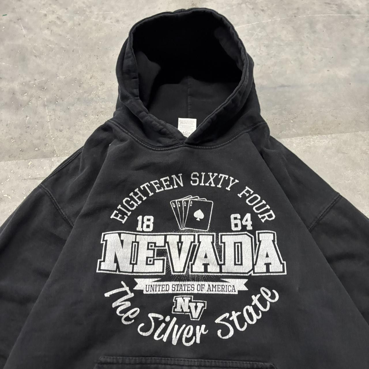 Japanese Brand × Vintage Crazy Vintage Y2K/2000s Black Nevada Streetwear Boxy Hoodie! Size US L / EU 52-54 / 3 - 2 Thumbnail