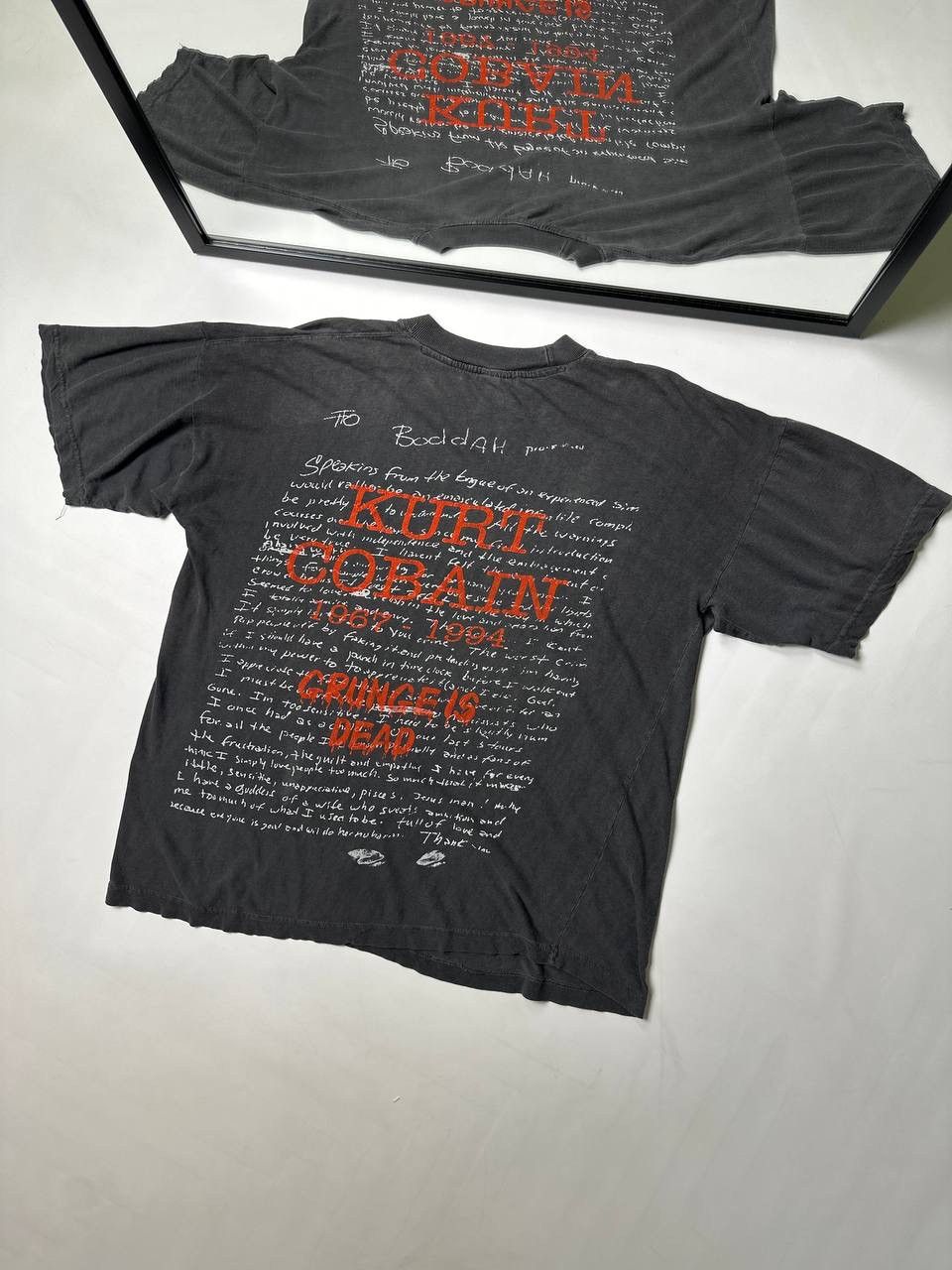Nirvana 1995 RARE Kurt Cobain Memorial Spiral T shirt Nirvana 90s Size US L / EU 52-54 / 3 - 2 Thumbnail