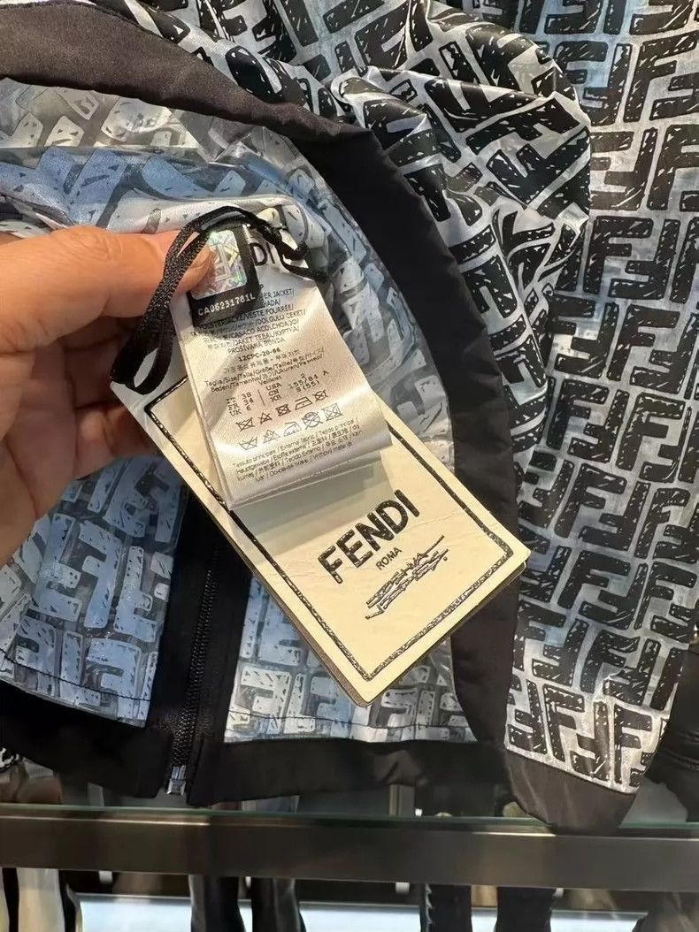 Fendi FENDI women's presbytery jacket Size XL / US 12-14 / IT 48-50 - 5 Thumbnail