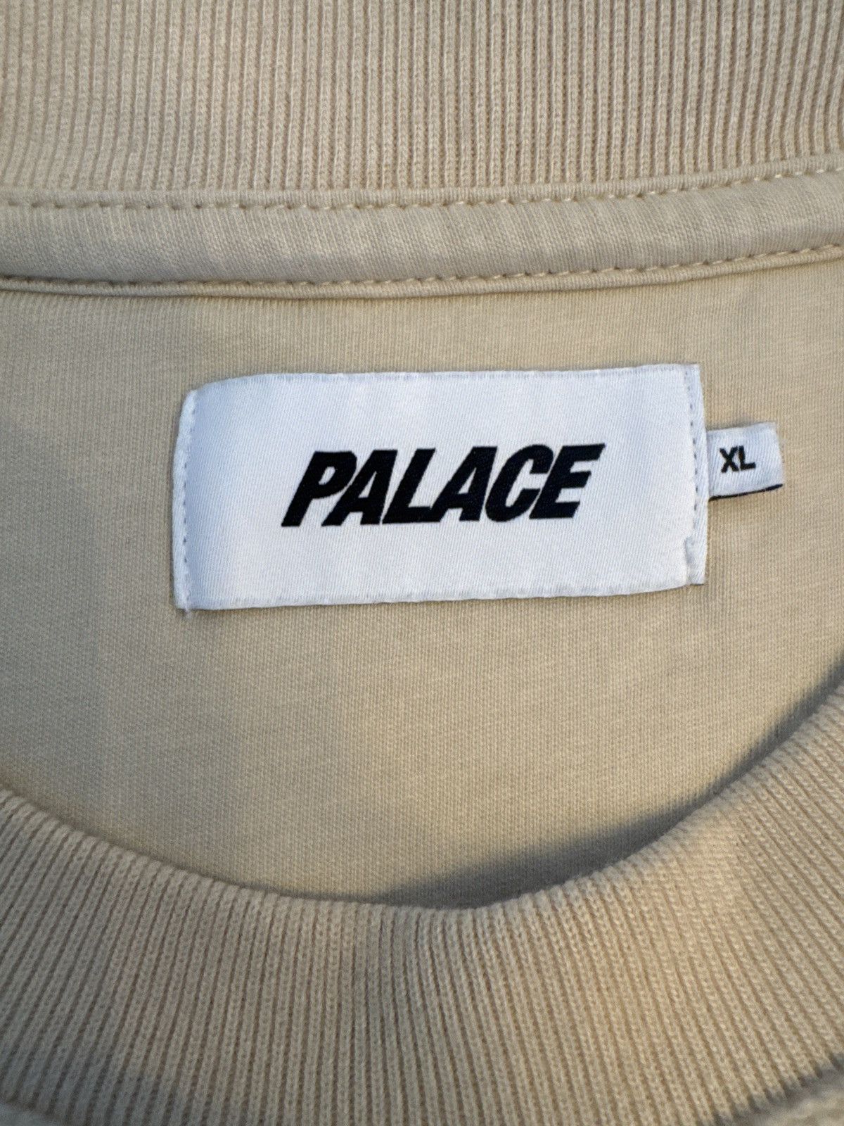 Palace Palace reverse p-3 crew Size US XL / EU 56 / 4 - 3 Thumbnail