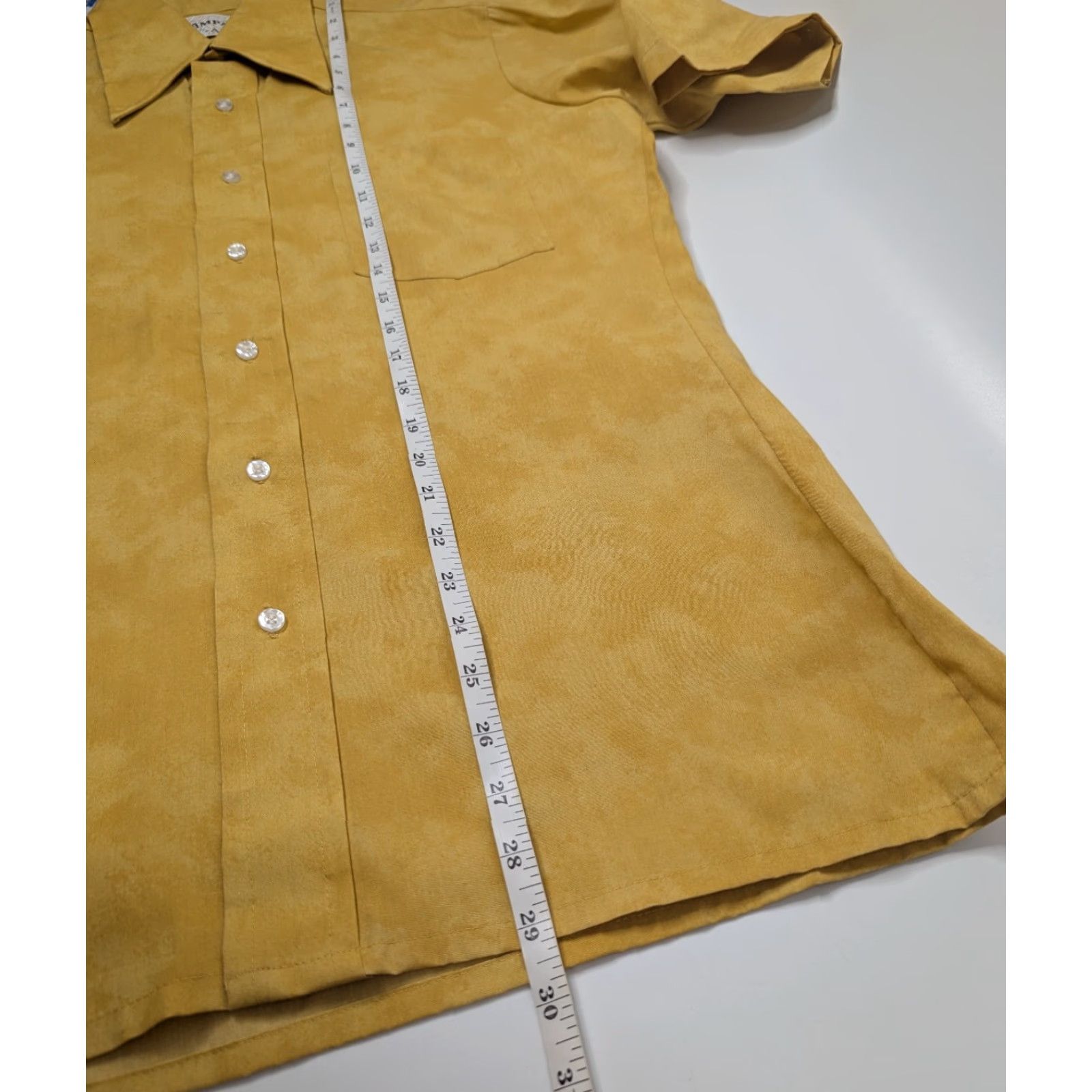 Vintage VINTAGE Rampage by Arrow Shirt Yellow Tie-Dye Button-Front M Medium Mens 1970s Short Sleeve Rayon Disco Shirt Size US M / EU 48-50 / 2 - 4 Thumbnail