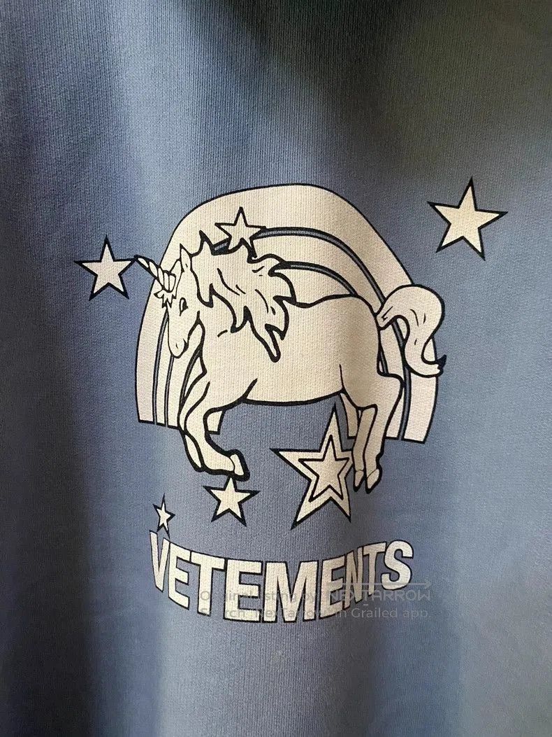 Vetements Vetements Unicorns and Rainbows Hoodie. Size US XS / EU 42 / 0 - 4 Thumbnail