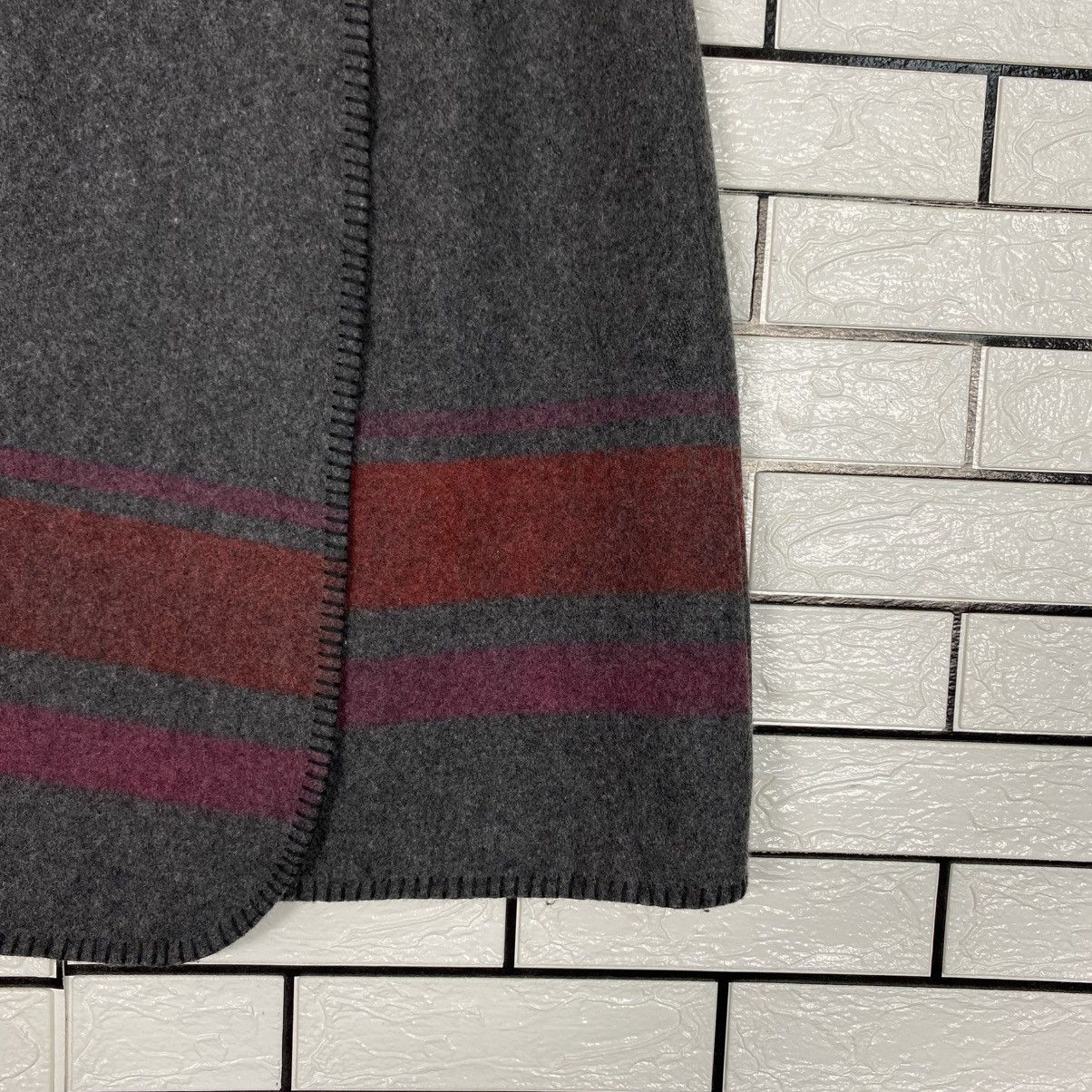 Japanese Brand Vintage Wool Skirt Striped Naf Naf Sport Issey Miyake Size 30" / US 8 / IT 44 - 7 Thumbnail
