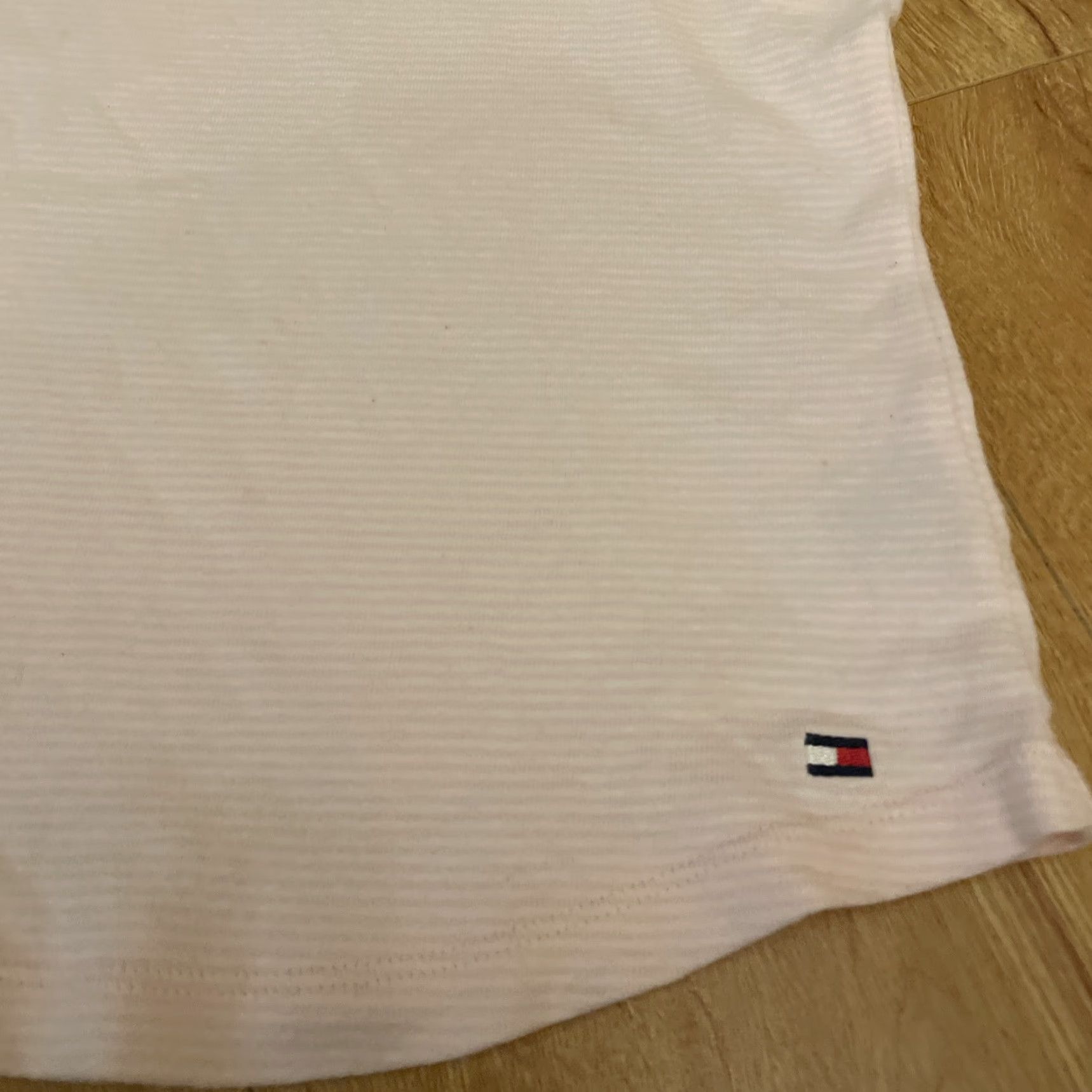Tommy Hilfiger **Tommy Hilfiger Y2K Pink Striped Embroidered T-Shirt** User: **Vintage Tommy Hilfiger Y2K Pink Striped Embroidered T-Shirt** Size S / US 4 / IT 40 - 2 Thumbnail