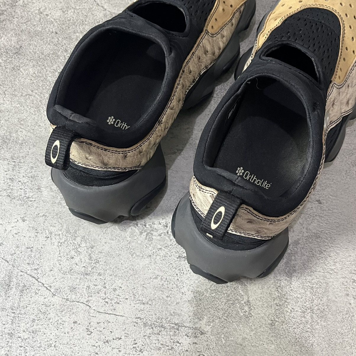 Brain Dead × Oakley Brain Dead x Oakley Ostrich Flesh - Castle Black Size US 10 / EU 43 - 5 Thumbnail