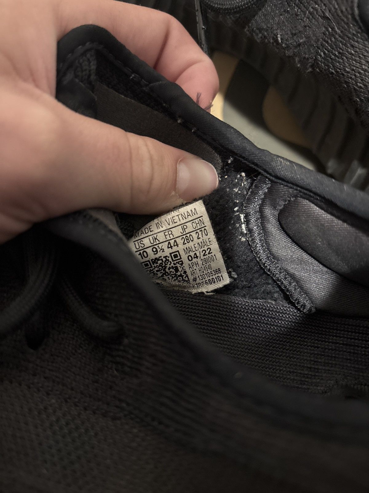 Yeezy Yeezy boost 350 v2 ONYX Size US 10 / EU 43 - 7 Thumbnail