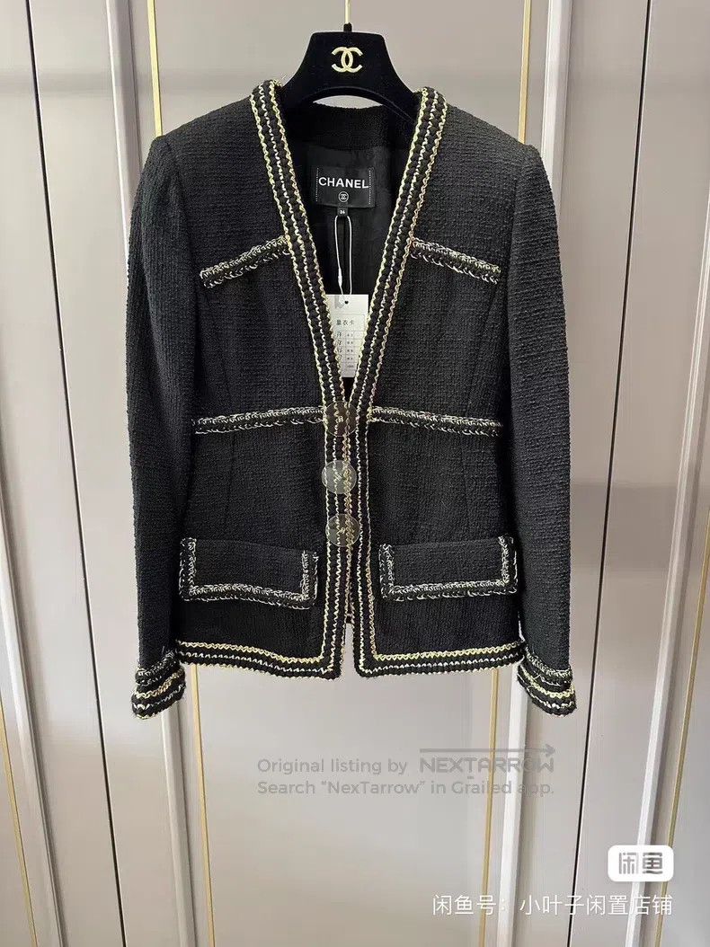 Chanel Chanel Metropolis black and gold jacket Size XXS / US 00 / IT 34 - 1 Thumbnail