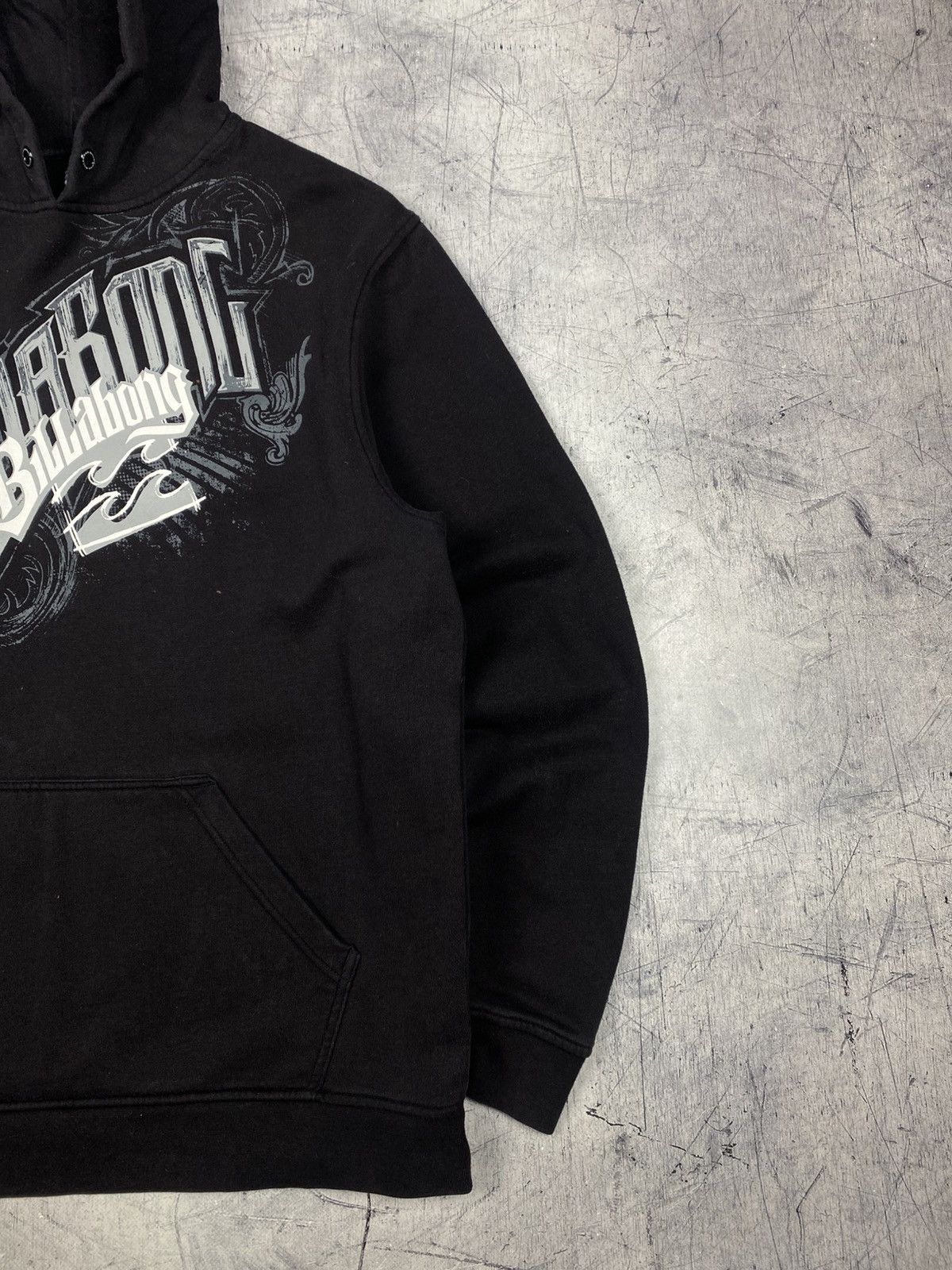 Billabong Billabong Faded Black Graphic Hoodie Y2K Streetwear Surf Size US XL / EU 56 / 4 - 4 Thumbnail