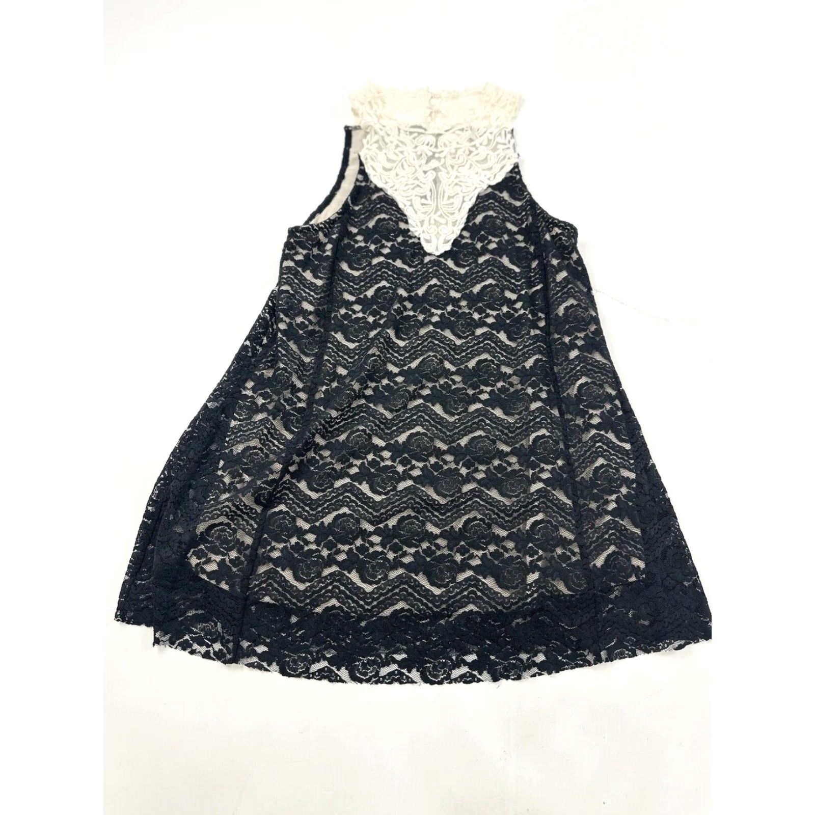 Vintage Daytrip Blouse Women Sleeveless Lace Tunic Black Ivory Small S Womens Size S / US 4 / IT 40 - 2 Thumbnail