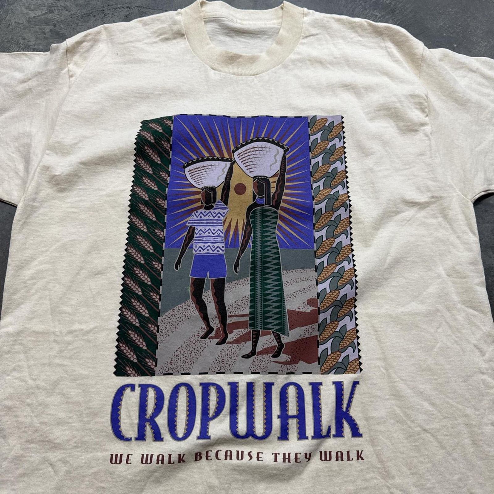Vintage Vintage 90s Crop Walk Graphic T-Shirt Size US L / EU 52-54 / 3 - 2 Thumbnail