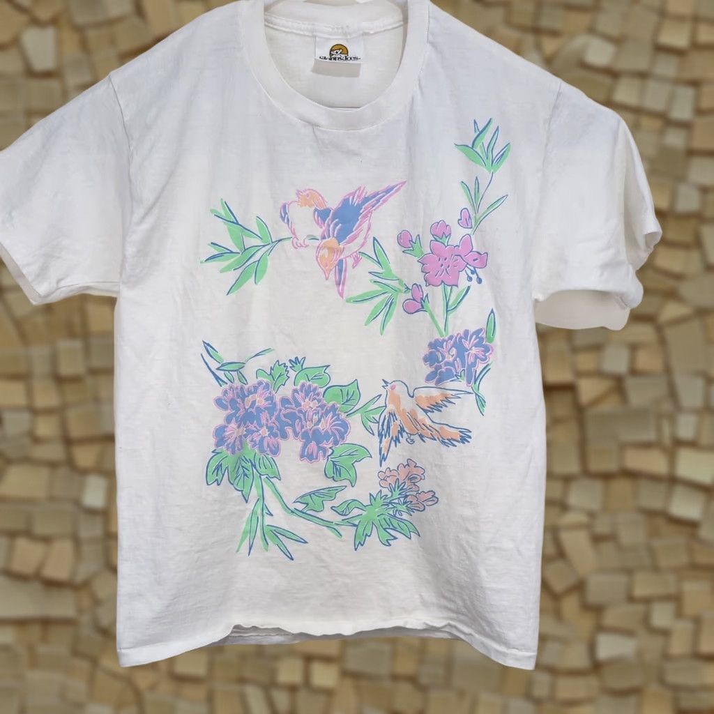 Vintage VINTAGE Sloppy Joes T-Shirt Shirt L White Floral Art Bird Print 1990s Womens Mens Girls Boys (adjusted) Size L / US 10 / IT 46 - 1 Thumbnail