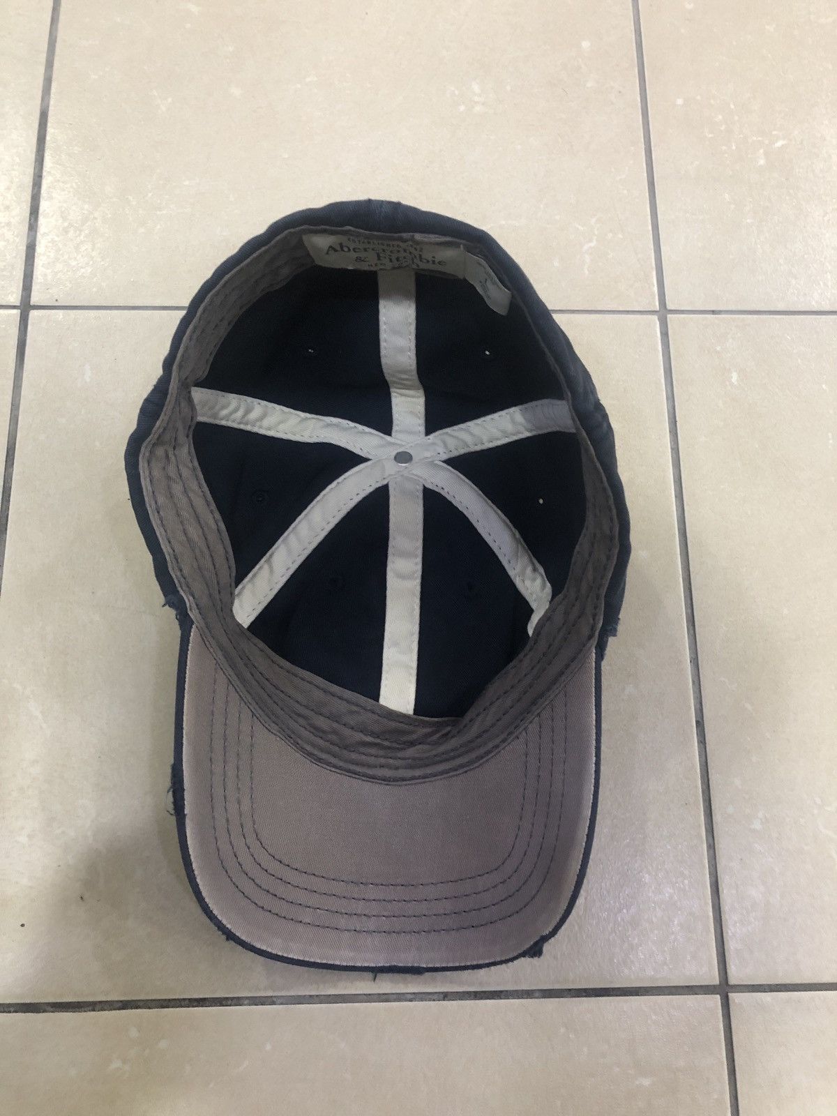 Abercrombie & Fitch Abercrombie and Fitch AF Distressed Full Cap Hat Size ONE SIZE - 7 Thumbnail
