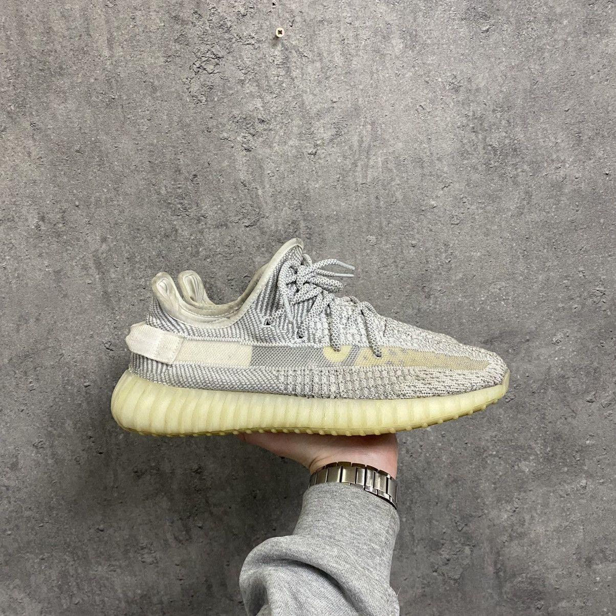 Adidas Adidas Yeezy Boost 350 V2 Static Non-Reflective 2018 Size US 10.5 / EU 43-44 - 1 Thumbnail