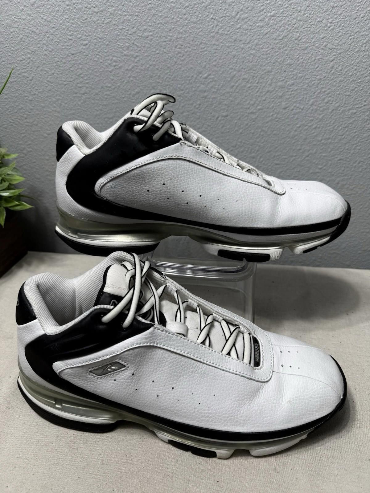 Reebok VINTAGE Reebok Men's Midtop Basketball Shoes Size 9 White Size US 9 / EU 42 - 1 Thumbnail