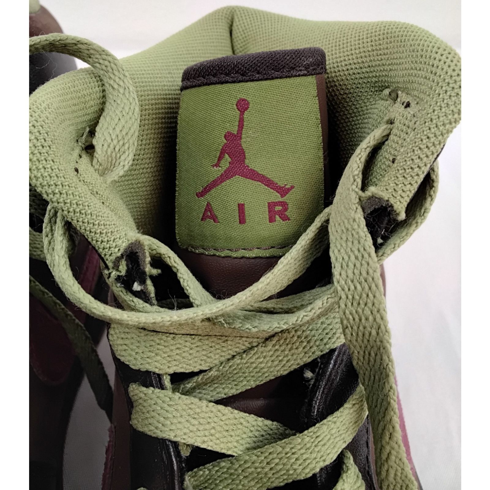 Nike Nike Air Jordan 1 Retro High Top Green/Brown Men's 9 2010 Size US 9 / EU 42 - 9 Thumbnail