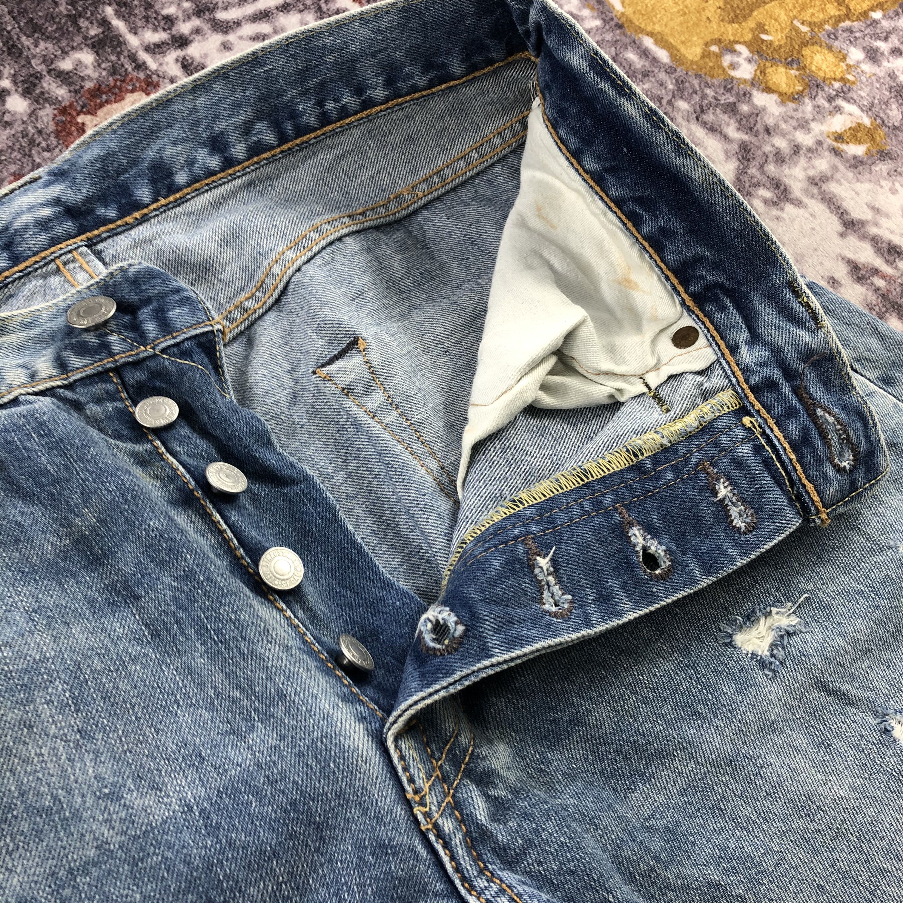 Levi's Vintage Blue Wash Distress Levis 501 Jeans-JM2550 Size US 32 / EU 48 - 11 Thumbnail