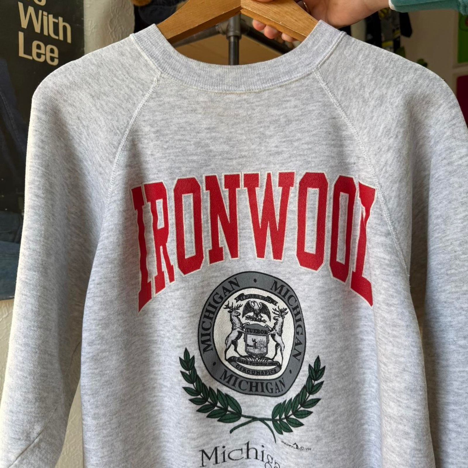 Hanes × Vintage Vintage 80s Ironwood Michigan University Crest Crewneck Size US XL / EU 56 / 4 - 3 Thumbnail