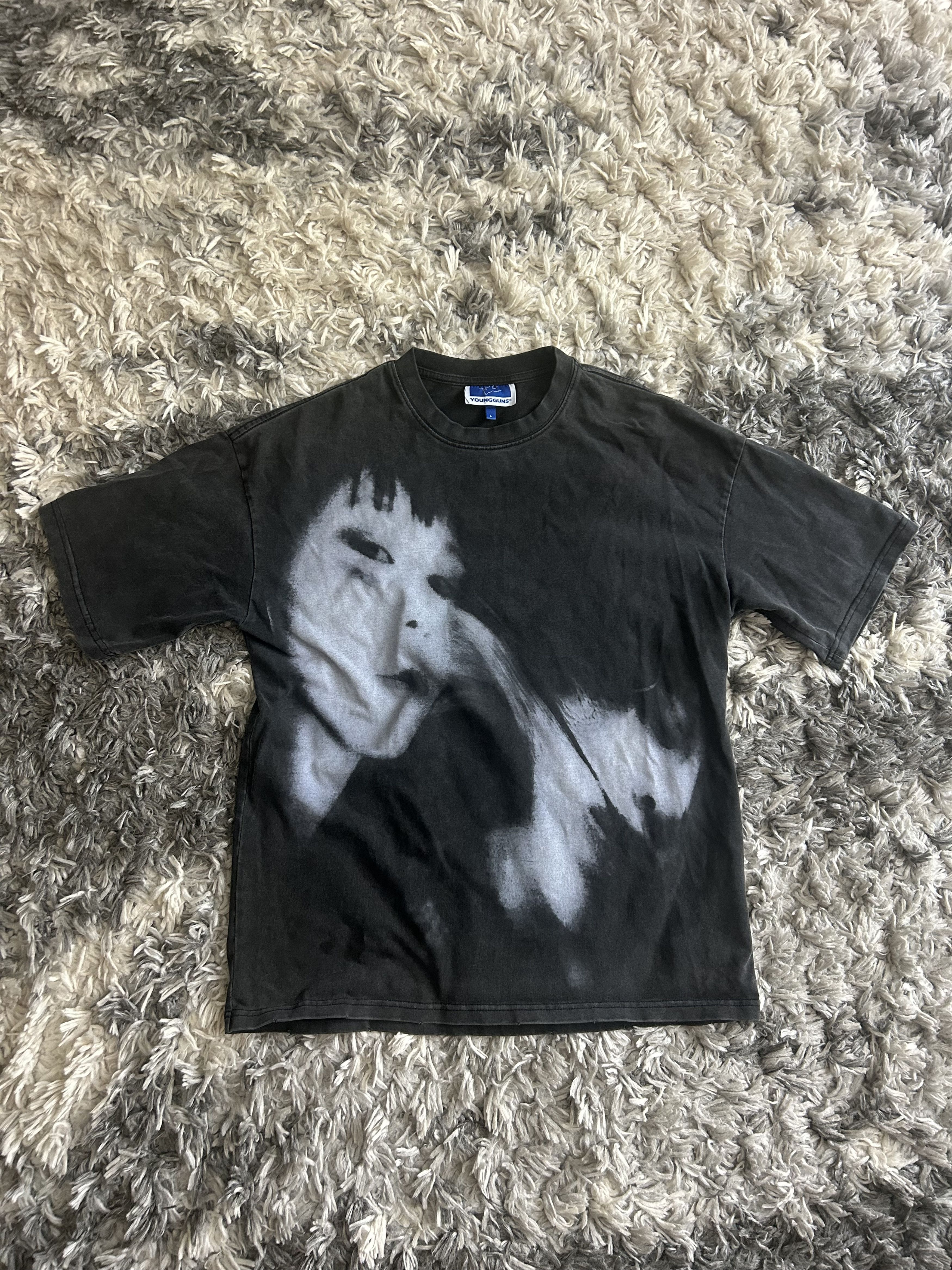 Vintage Vintage Gothic girls T-Shirt Size US L / EU 52-54 / 3 - 1 Thumbnail