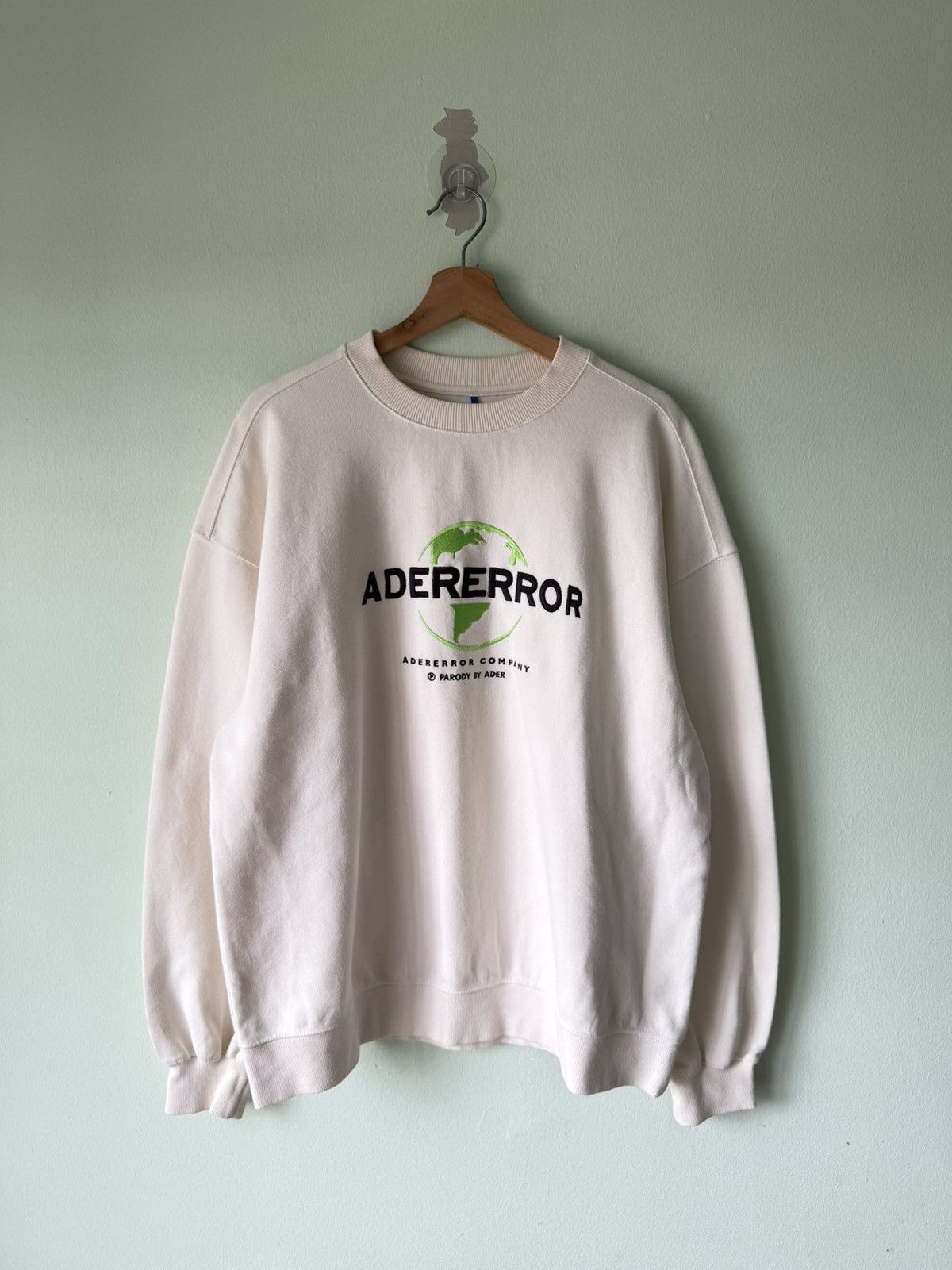 Ader Error Ader Error FW19 Universal Logo Size US L / EU 52-54 / 3 - 2 Thumbnail