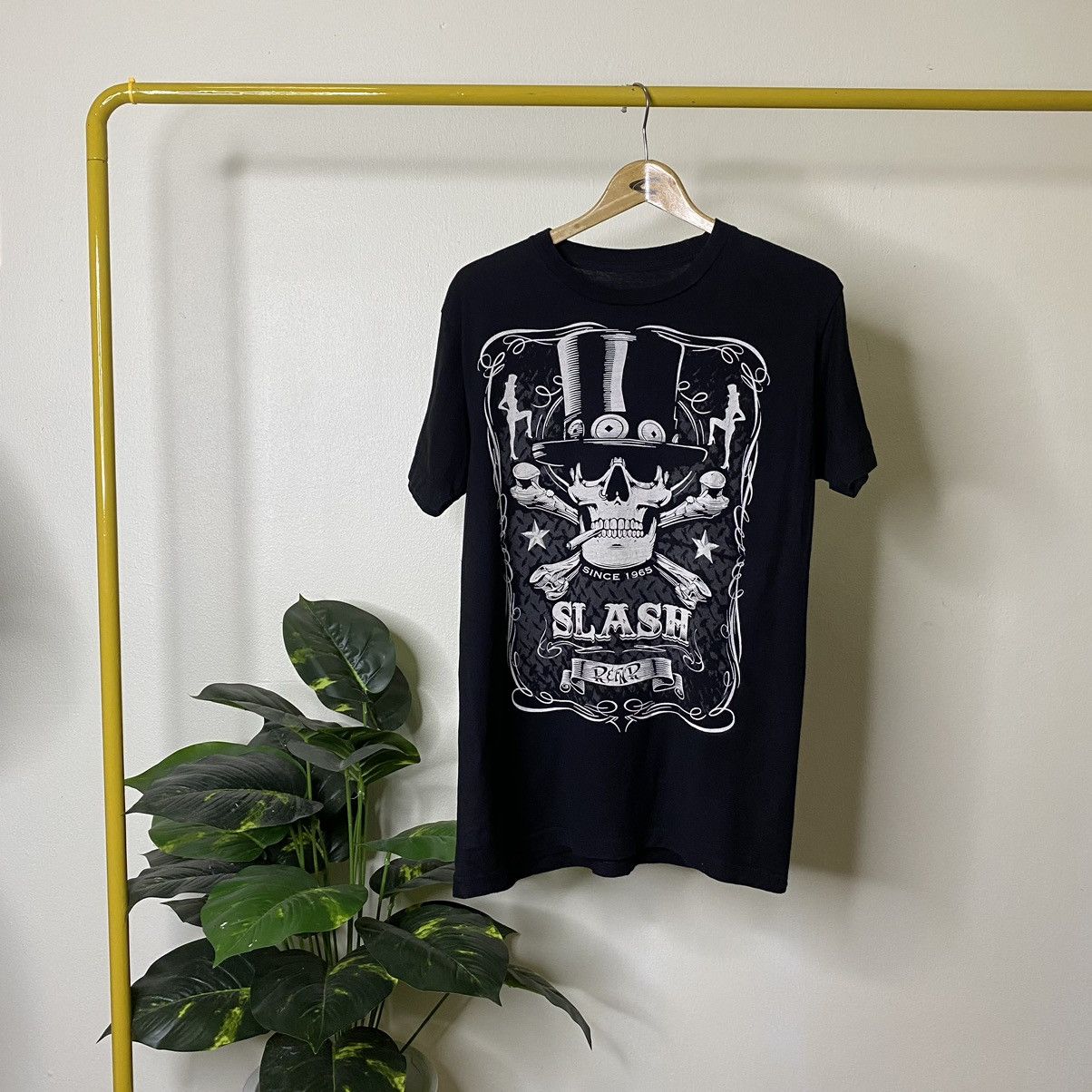 Band Tees × Liquid Blue Liquid Blue x Slash Gun N Roses Tee Size US M / EU 48-50 / 2 - 1 Thumbnail